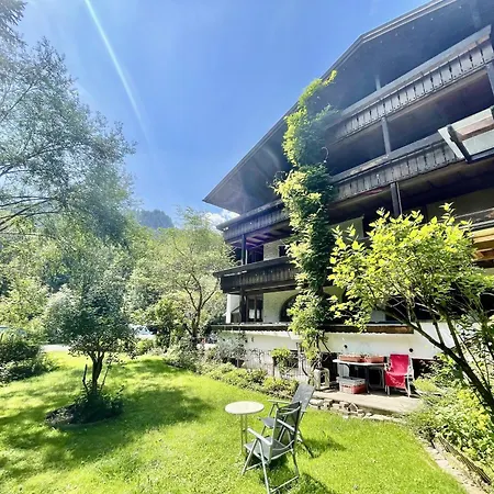 Lupo - Ihre Allgaeu-auszeit Mit Hund * Oberstdorf